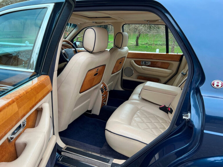 Wedding Car Hire, Dorset, Bentley Arnage wedding car, Windsor Blue Bentley, luxury wedding car Dorset, chauffeur-driven Bentley hire, elegant bridal car, Wedding Cars Dorset, wedding car Dorset, wedding car Somerset, wedding car Hampshire, wedding car Wiltshire, modern classic wedding car, Bentley wedding vehicle hire, premium wedding transport UK