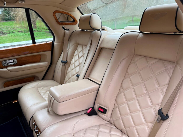 Wedding Car Hire, Dorset, Bentley Arnage wedding car, Windsor Blue Bentley, luxury wedding car Dorset, chauffeur-driven Bentley hire, elegant bridal car, Wedding Cars Dorset, wedding car Dorset, wedding car Somerset, wedding car Hampshire, wedding car Wiltshire, modern classic wedding car, Bentley wedding vehicle hire, premium wedding transport UK
