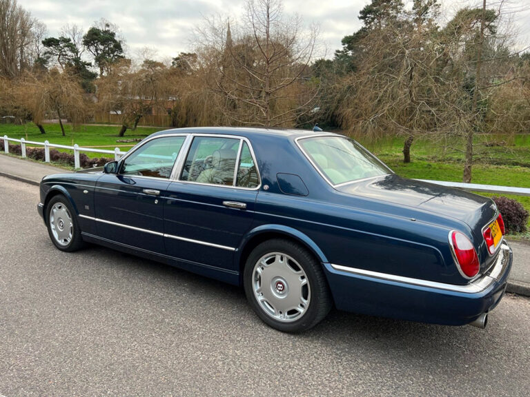 Wedding Car Hire, Dorset, Bentley Arnage wedding car, Windsor Blue Bentley, luxury wedding car Dorset, chauffeur-driven Bentley hire, elegant bridal car, Wedding Cars Dorset, wedding car Dorset, wedding car Somerset, wedding car Hampshire, wedding car Wiltshire, modern classic wedding car, Bentley wedding vehicle hire, premium wedding transport UK