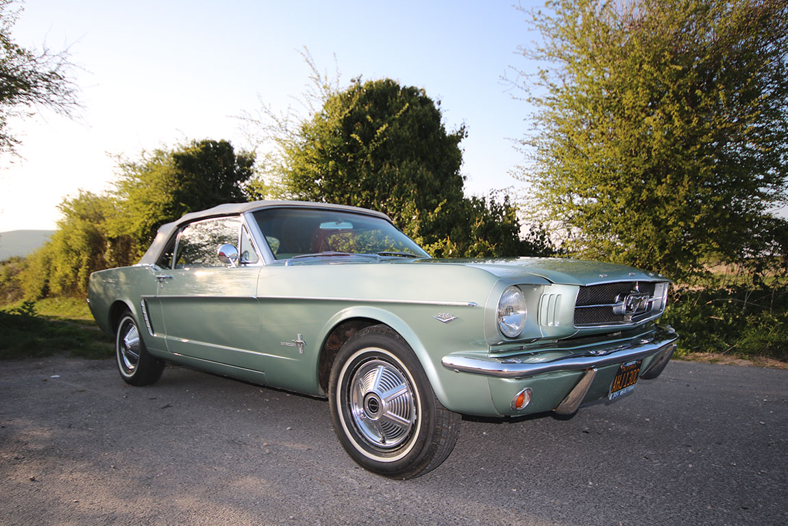 wedding car hire dorset, 1965 Mustang wedding car, classic Mustang wedding car, American muscle wedding car, vintage Mustang Dorset, Wedding Cars Dorset, wedding car Dorset, wedding car Somerset, wedding car Hampshire, wedding car Wiltshire, Mustang bridal car, unique wedding car hire, alternative wedding car UK, classic car wedding Dorset, Mustang wedding vehicle hire